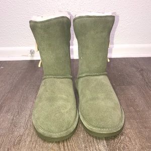Bear paw boots